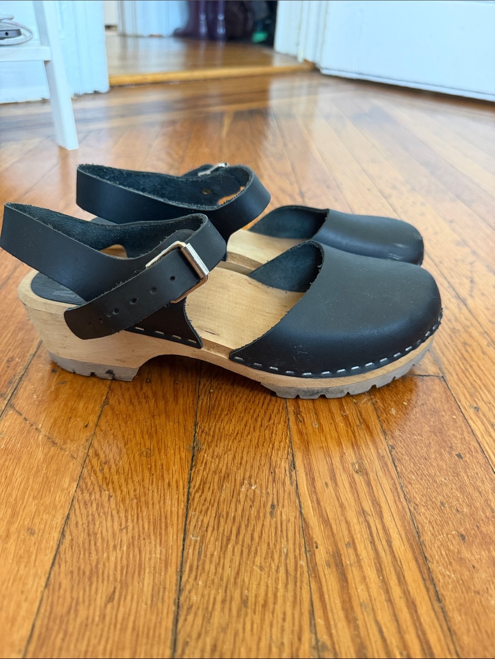 MIA Black Leather Clog Sandals with Wood-Effect Sole